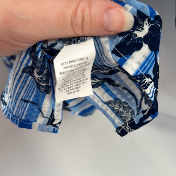 Notations blue white black button up striped floral top size large lightweight - Picture 3 of 5